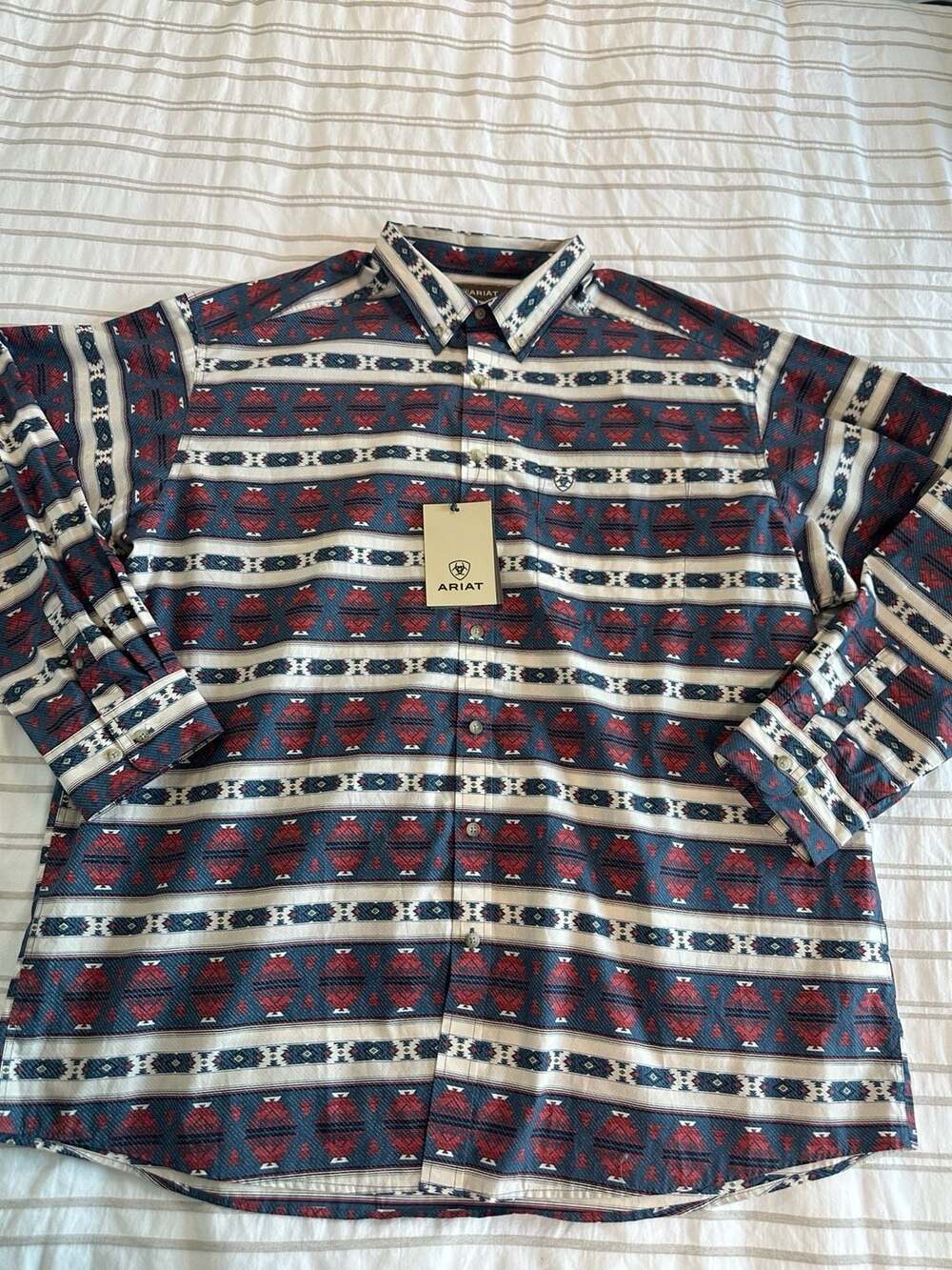Ariat Men's Dark Blue & Cream Wilder Long Sleeve Button Up Shirt NWT